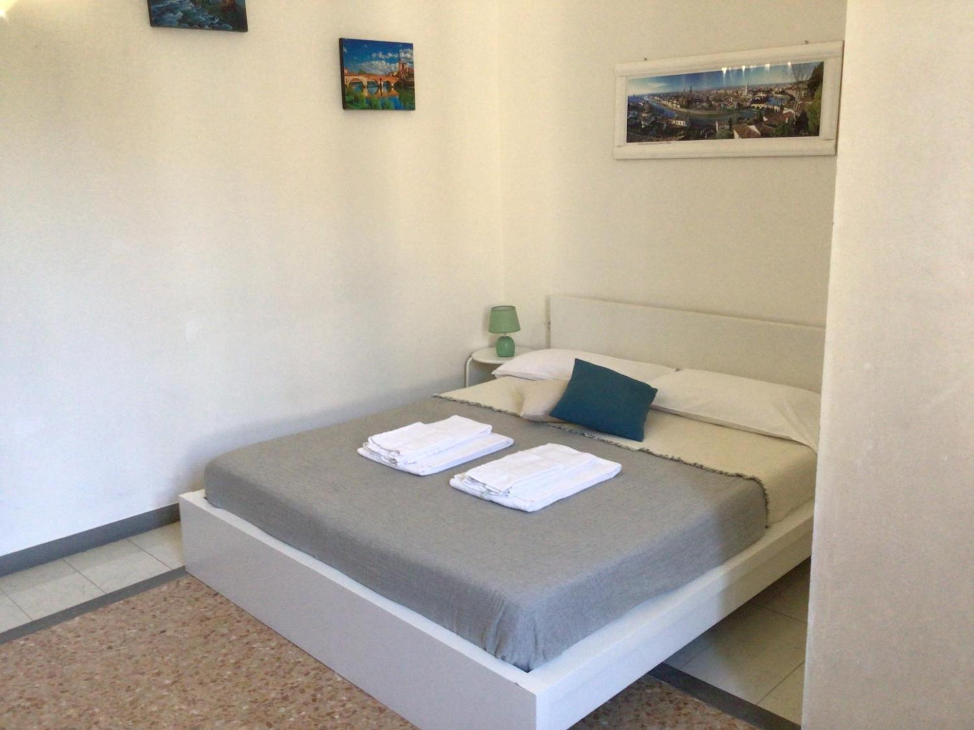 A Due Passi Da Giulietta-Casa Montecchi Verona Kültér fotó